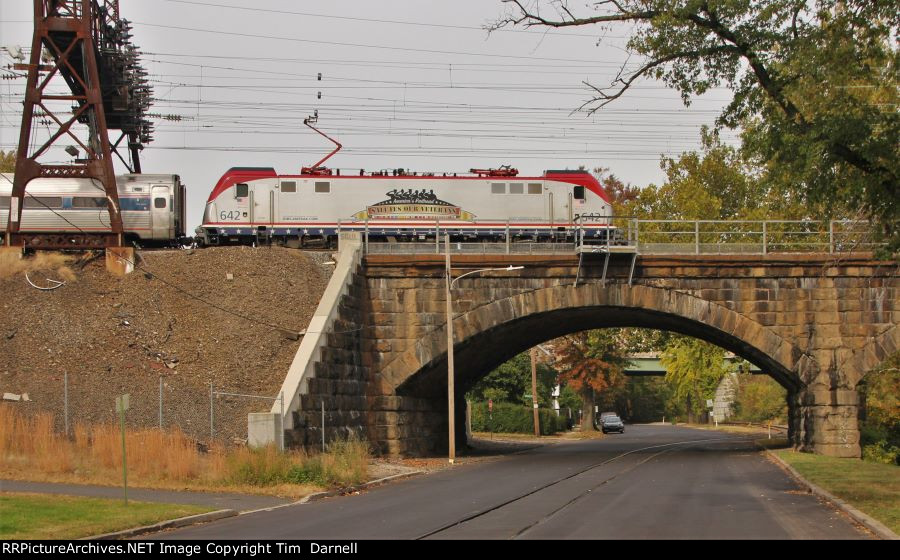 AMTK 642 on Keystone train 646